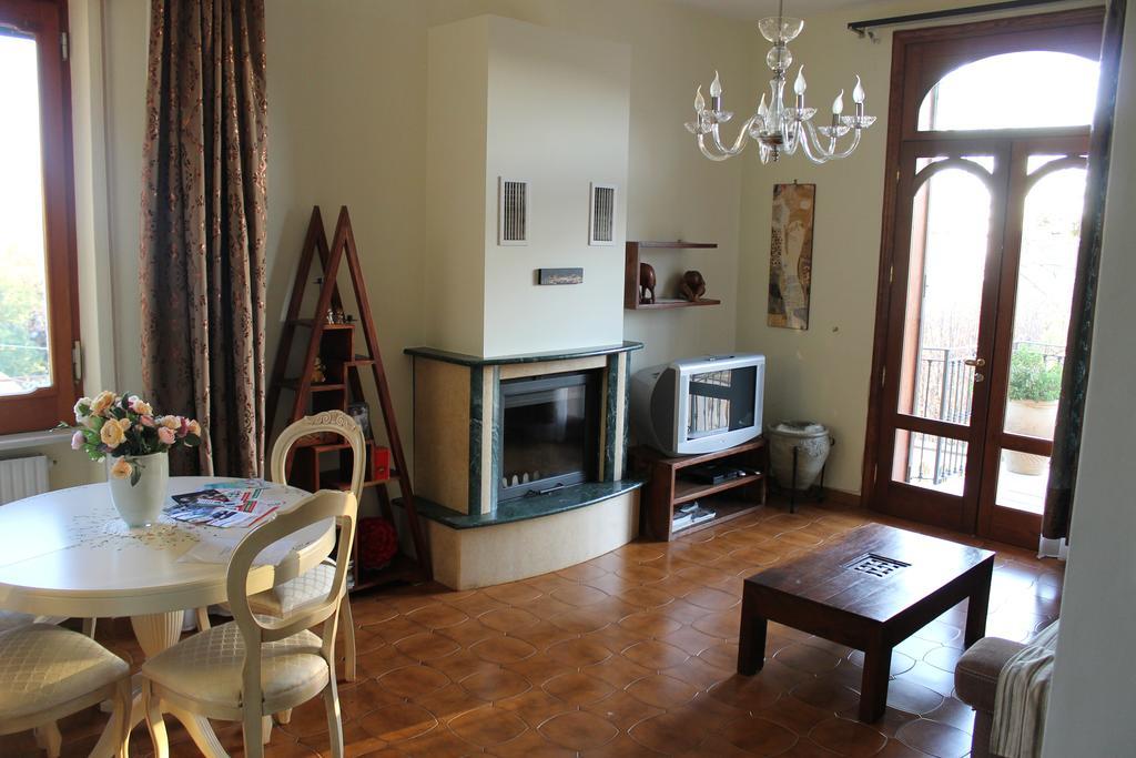 Villa Le Giare Ospitalita Diffusa Аджерола Экстерьер фото